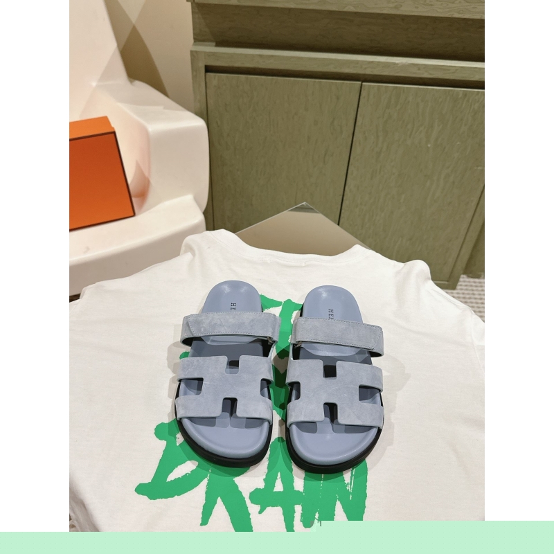 H**mes slippers